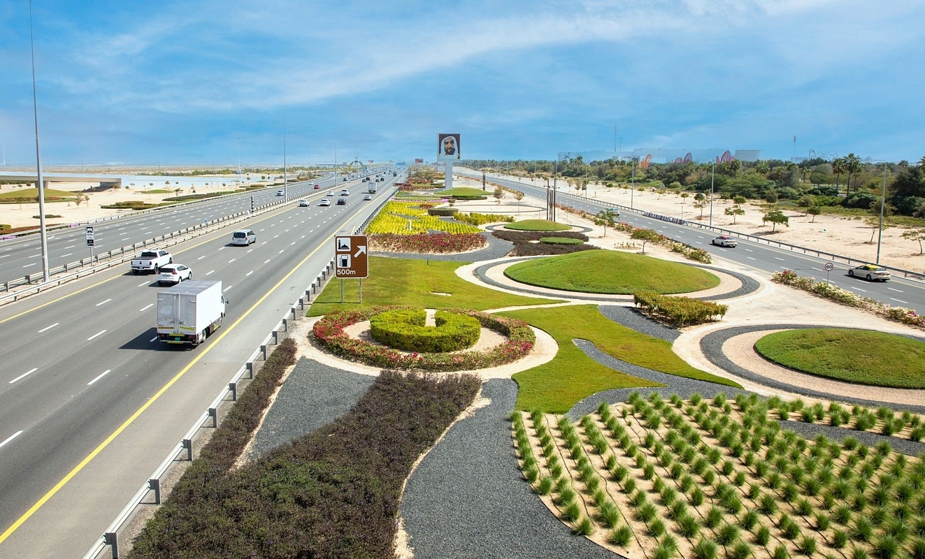 IR209_1 – Sheikh Zayed Road
