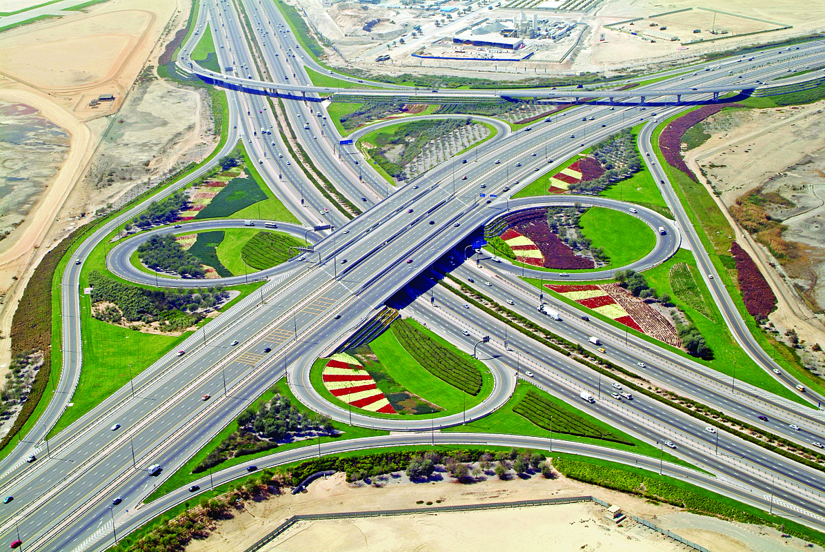 Bu Khadra Interchange:  Intersection of Dubai-Al Ain Road and Dubai-Al Aweer Road